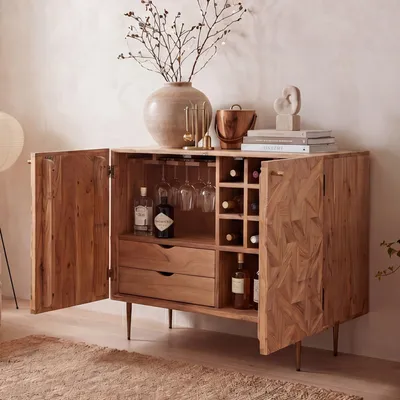 Image de WOHNLING Meuble à vin en bois massif d'acacia 90 cm, finition naturelle, étagère à vin, bar d'intérieur, porte-verres, armoire à vin, portes en bois, meuble à boissons, commode à vin, bar en bois, fait main