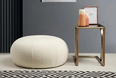 Produktbild von Hanah Home, Tina - Bouclet White, Fußhocker & -bänke, Sitzpuff, Bouclet Weiß, Polyester, 55 x 35 x 55 x  cm