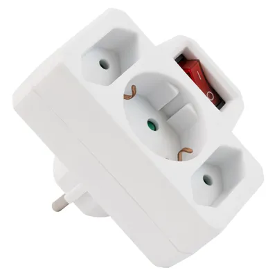 Zdjęcie produktu dla Adapter gniazda McPower, 1x styk uziemiający, 2x Euro, z przełącznikiem