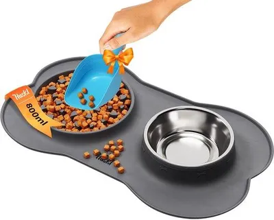 Image de Gamelle anti-glisse en silicone 800 ml pour chiens et chats