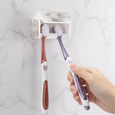 Obrázek produktu pro Držák na zubní kartáče na zeď, s krytem, 2 sloty, samolepicí, bílý mramor