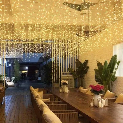 Immagine prodotto di Tenda luminosa a LED 4x06 m, 144 LED - Impermeabile - Per interni ed esterni - Camera da letto, soggiorno - Illuminazione decorativa
