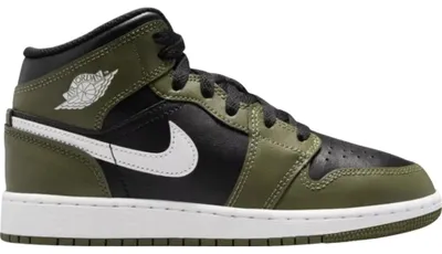 Immagine prodotto di scarpe Nike Air Jordan 1 Mid DQ8423092