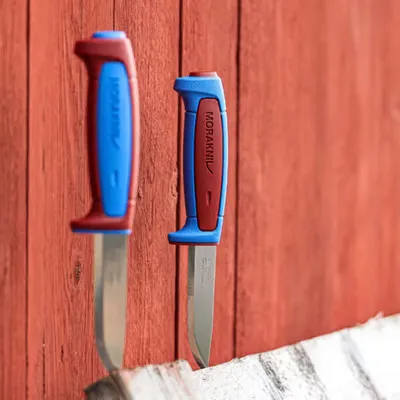 Obrázok produktu pre Morakniv Basic 546 Farba roka 2025 Dala Red/Siljan Blue