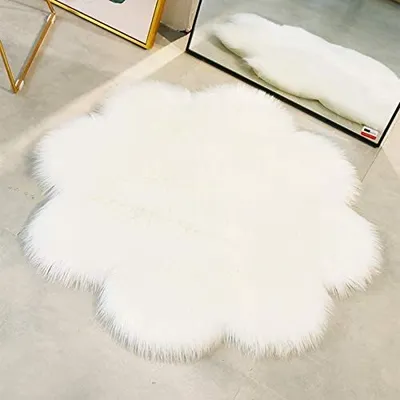 Obrázek produktu pro Umělá kožešina, koberec (90 x 90 cm) do obývacího pokoje, ložnice, dětského pokoje. Může sloužit jako podložka pod postel, koberec pod židli nebo pohovku (bílá, 90 x 90 cm)