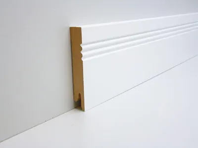 Produktbild von B.S. Bauprogramm Sockelleiste modern 250 cm 80 x 14 mm Blütenweiß