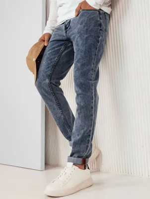 Imagen del producto de Dstreet. Pantalones vaqueros para hombre, modelo Fidon, color granate, talla 30