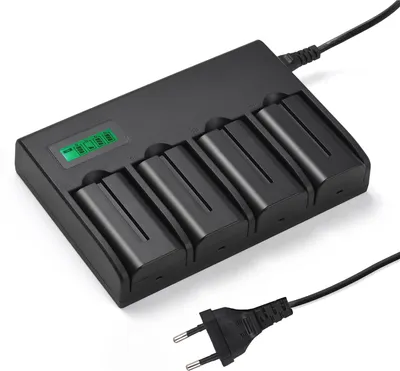 Obrázek produktu pro Nabíječka baterií NP-F550, 4slotová nabíječka s LED indikátory, 4 ks baterií NP-F550, 7,4 V, 2200 mAh, kompatibilní s bateriemi Sony NP-F970/NP-F960/NP-F950/NP-F930/NP-F770/NP-F750/NP-F570 /NP-F550