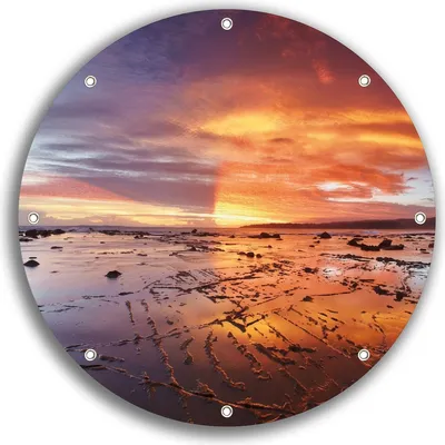 Produktbild von Wallario rundes Outdoor-Poster für Garten oder Balkon, Motiv Wattwanderung am Meer bei Sonnenuntergang, 30 cm Durchmesser