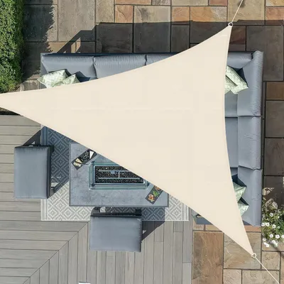 Immagine prodotto di Tenda parasole triangolare, impermeabile, dimensioni 3x3x3 metri, colore kaki chiaro, protezione UV del 95%, realizzata in poliestere