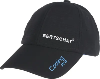 Produktbild von BERTSCHAT® Pro Kühlkappe Schwarz mit UV-Schutz, vergrößerter Kühlfläche und 8h Kühleffekt