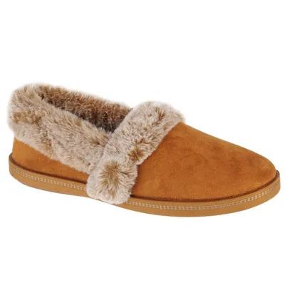 A single brown slipper with faux fur trim is shown against a white background.
