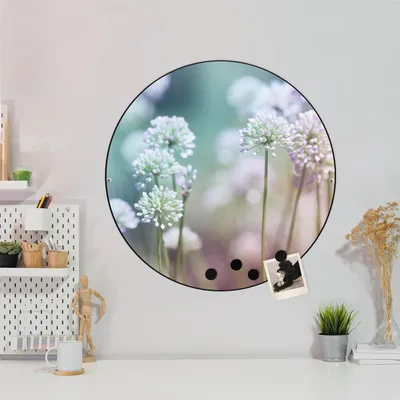 Produktbild von Design Stahlmagnettafel Schwarz Rund 47cm Lauchblüte