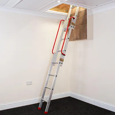 Produktbild von BPS Aluminium-Bodentreppe 3-teilig | Dachbodentreppe mit Handlauf, D-Sprossen, Aufbewahrungspfahl, Verriegelungsbeschläge | 150 kg Tragkraft