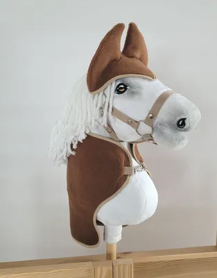 Immagine prodotto di Hobby Horse A4 Set: coperta + paraorecchie - Marrone