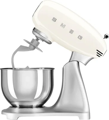 Produktbild von Smeg Smf02 50s Style Knetroboter Silber One Size / EU Plug 220V Silber One Size