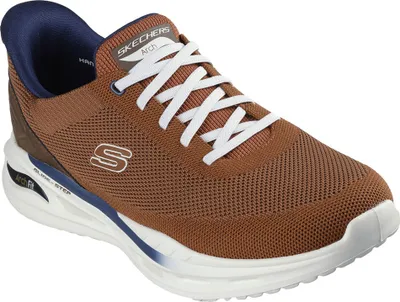 Imagen del producto de Skechers Arch Fit Orvan, color marrón