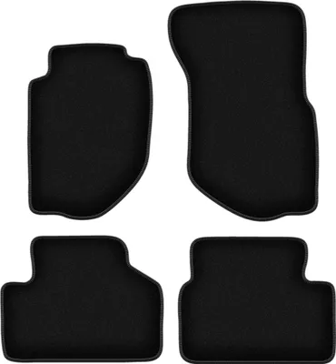 Immagine prodotto di Tappetini in velluto per Volvo 740 / 760 (1984-1991, berlina, station wagon) neri, set 4 pz, con fissaggi