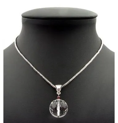 Produktbild von Anhänger aus echtem Bergkristall Granat & 925 Silber facettiert Halsschmuck für Damen