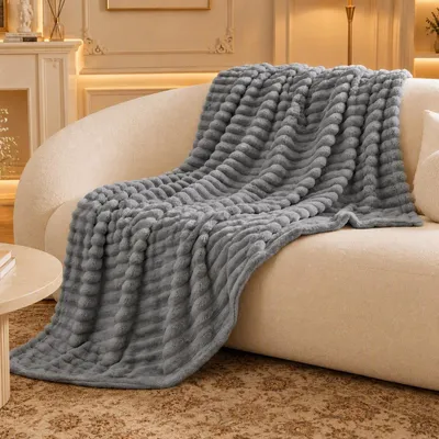 Obrázek produktu pro Pletená deka "Knuffeldeken" o rozměrech 150 x 200 cm, vyrobená z měkkého flanelu