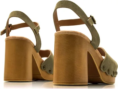 Produktbild von Sandaletten Mustang 53903-C56084 für Damen