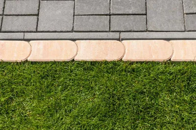 Produktbild von Diephaus Randstein SANDSTEIN 24/12/4 CM