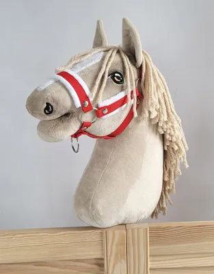 Produktbild von Verstellbares Halfter für Pferd Hobby Horse A3 rot mit weißem Fell