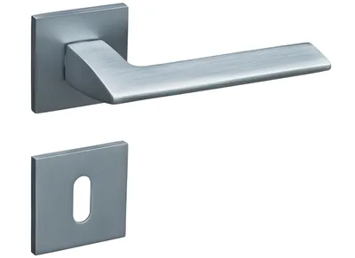 Produktbild von Türgriffe Silber Matt Chrom Set BB Türklinken für Innentüren Drückergarnitur für Zimmertür mit eckiger Rosettengarnitur aus Aluminium  GAVROCHE