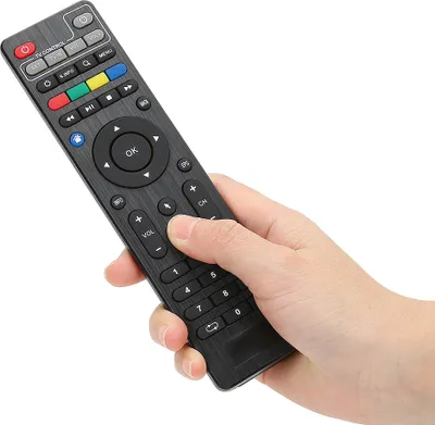 Zdjęcie produktu dla Pilot zdalnego sterowania do dekoderów telewizyjnych Tvip412 Tvip415 Tvip605 TvipS300
