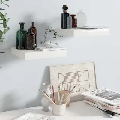 Obrázek produktu pro The Living Store Závěsné police 2 ks. MDF deska 23x23,5x3,8 cm, bílá, vysoký lesk