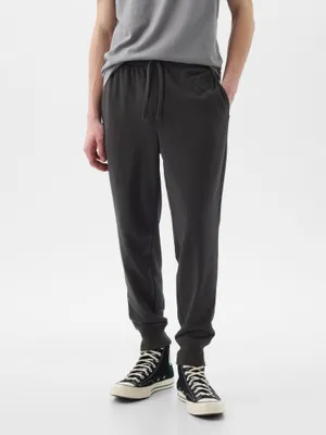 Produktbild von GAP Jogginghose mit Logo 868463-03__XS