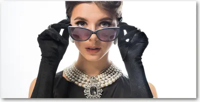 Produktbild von Tulup® Glas-Bild - 100x50 -Wandkunst - Wandbild hinter gehärtetem Sicherheitsglas  - Menschen - Frau mit Brille - Schwarz