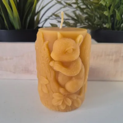 Produktbild von Bienenwachskerze Eichhörnchen Kerze 10 cm
