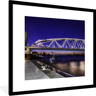 Produktbild von MuchoWow® Gerahmtes Poster Fahrrad - Wasser - Nijmegen 40x40 cm - Poster mit Schwarzem Bilderrahmen Wandposter Rahmen Foto Bilder - Poster - Plakat im Rahmen