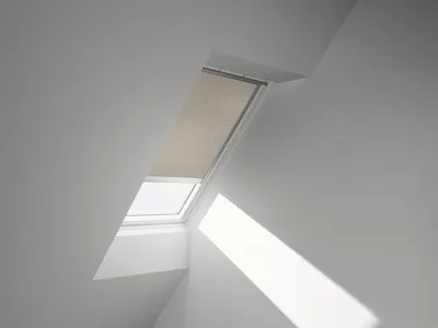 Produktbild von VELUX Wabenplissee uni beige solarbetriebenP08 1155S