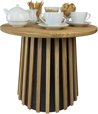 Imagen del producto de Mesa de centro de roble macizo, con una superficie redonda de madera de 55x47 cm, con listones