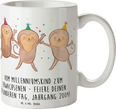 Produktbild von Mr. & Mrs. Panda Tasse 2004 Geburtstag - Weiß - Geschenk, Alter, Happy Birthday, Geburtstagsgeschenk, Geburtstagskind, besondere Geschenke, Trinkbecher, Kaffeebecher