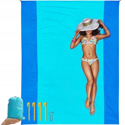 Zdjęcie produktu dla Mata plażowa szybkoschnąca nylonowa 304x270cm niebieska + śledzie koc