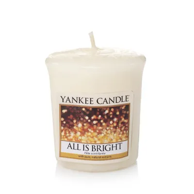 Produktbild von All is Bright - Votivkerze 49g - Yankee Candle®