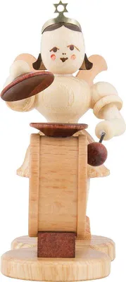 Produktbild von Kurzrockengel mit Beckenpauke, natur (6,6cm) von Blank Kunsthandwerk