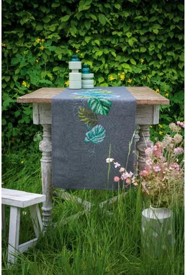 Produktbild von Vervaco Tischläufer Kreuzstich Set "Botanische Blätter", Stickbild vorgezeichnet, 38x138cm
