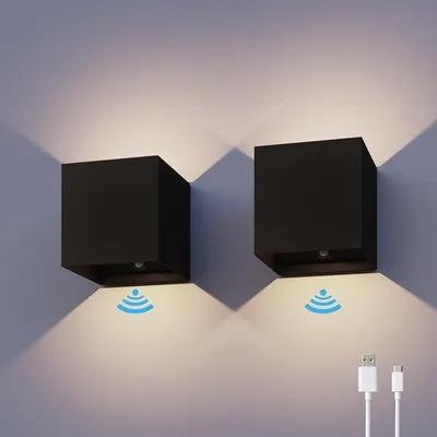 Obrázok produktu pre Nabíjateľná LED nástenná lampa do obývačky a spálne – bezdrôtová – napájaná na batérie – s funkciou nabíjania cez USB – s diaľkovým ovládaním – energeticky úsporná