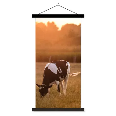 Produktbild von MuchoWow® Textilposter Kuh - Sonne - Tiere 40x80 cm mit schwarzem Rahmen - Wandemalerei