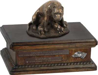 Productafbeelding van Art-Dog Dierenurn – Staffordshire Bull Terrier II – gegoten uit bronspoeder en hars