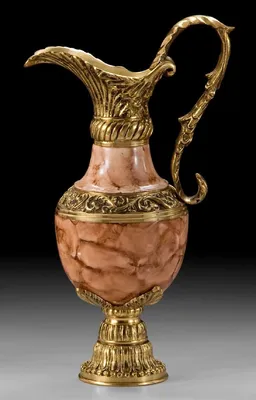Produktbild von Casa Padrino Luxus Barock Vase in Weinkrug Form Gold / Beige 21 x H. 37 cm - Handgefertigte Bronze Blumenvase - Barock Deko Accessoires - Barock Interior - Barock Möbel - Edel & Prunkvoll