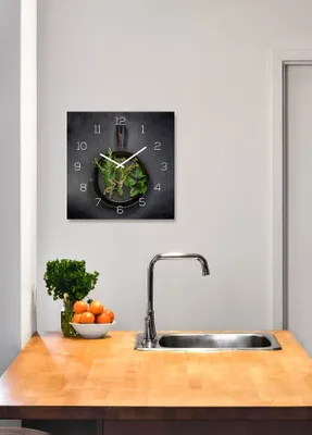 Produktbild von Wanduhr Alu-Dibond 30x30cm Uhr Alubild Küche Kräuter Pfanne Wanddeko Aluminium