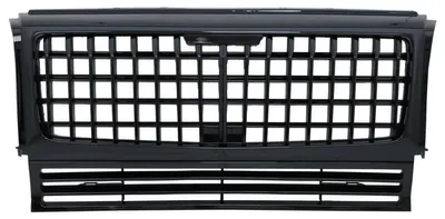 Imagen del producto de Paragolpes delantero para Mercedes Clase G (W463), modelo de 1990 a 2018, con diseño GT-R Panamericana, color  brillante.