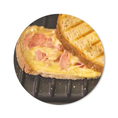 Produktbild von MuchoWow® Mauspad Mousepad Schinken-Käse-Toast auf einem Toaster 30x30 cm - Mousepads - Maus Mat - Pad - Mausunterlage - Tischunterlage - Schreibtischmatten
