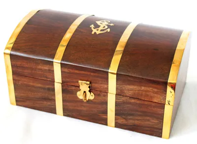 Produktbild von maritime Schatz Truhe abschließbar Holz Messing Box