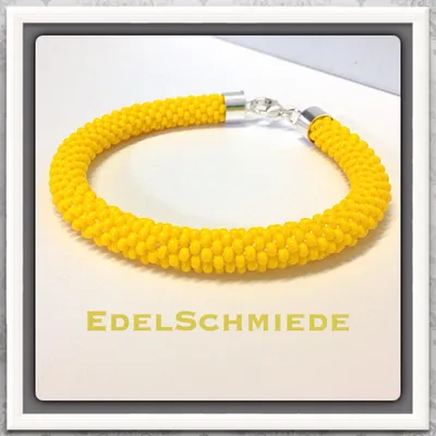 Produktbild von Häkelarmband gelb mit 925 Silber Verschluß 20cm Unikatschmuck